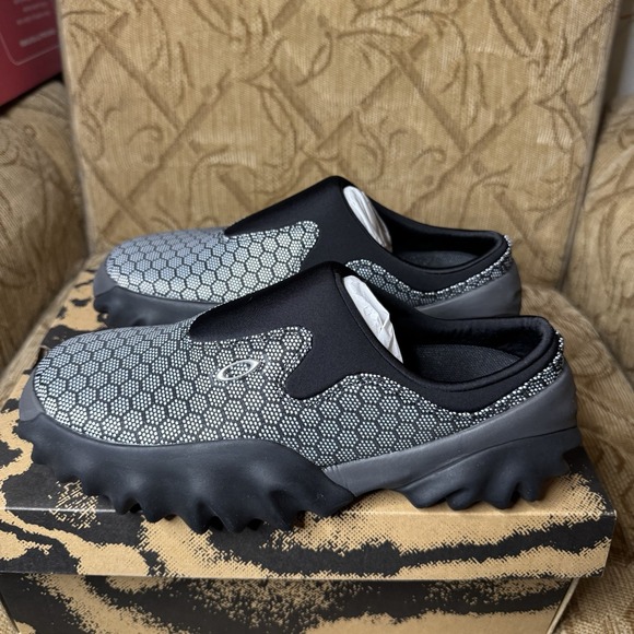 Oakley Factory Team X BRAIN DEAD Orstrich Chop Saw Mule HONEYCOMB SIZE 5.5 MEN - Picture 1 of 7